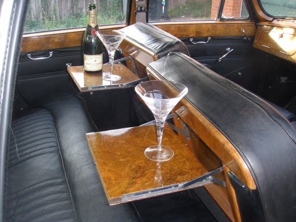 Daimler Majestic Major