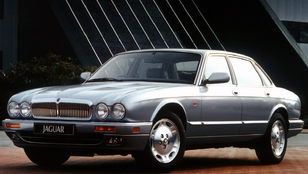 Jaguar XJ (X300)